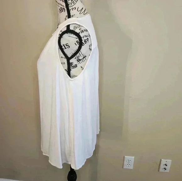 Torrid Baby Pink blouse, size 00x - Picture 5 of 11